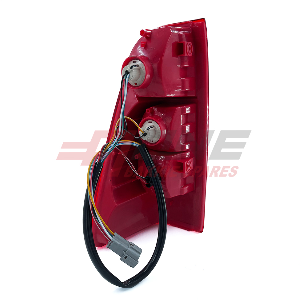 Tail Light Rh With Wires Isuzu for ISUZU KB200/240 LWB/DC — view 4